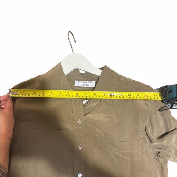 Vintage Jaeger Silk Button Down olive/ Khaki women’s 34 bust - Picture 7 of 8